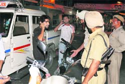 Traffic violators call up their VIP connection to escape from the police. 