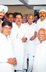  Abhey Singh Chautala with his newly elected councillors in Sirsa on Friday.