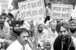 Naya Gaon residents protest against inadequate water and power supply on Saturday