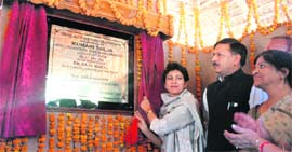 Kumari Selja, Union Minister for Tourism, Housing and Urban Poverty, inaugurating the Himachal Haat at a hotel in Kandaghat on Monday.