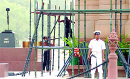 India Gate is being spruced up ahead of Commonwealth Games in New Delhi on Tuesday