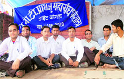 JBT trainees sitting on a chain hunger strike outside the DIET (District Institute of Elementary Training) campus at Dharamsala on Thursday