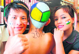 Football enthusiasts from the city