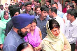 PDP leader Mehbooba Mufti visits the house of Shalin Gupta in Jammu on Monday
