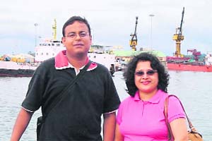 Arijit Manna cannot imagine a vacation without his wife Senjuti and son Amitrajit