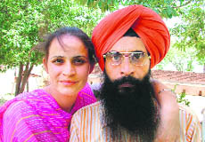 Varinderjit Kaur, who donated a part of her liver, to her father Gurcharan Singh.