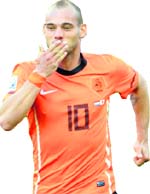 Wesley Sneijder celebrates his goal on Saturday.