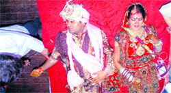 Newly wed couple Chandan Gautam and Aakansha donate blood at a camp 