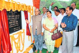 Chief Minister PK Dhumal inaugurating a bridge at Rangad in Hamirpur