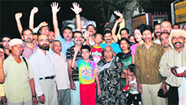 The Tribune employees, along with their family members, who left for Amarnath Yatra from Chandigarh
