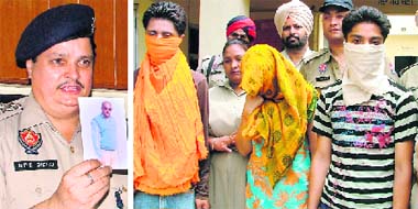 The ACP shows the picture of absconding criminal, Rajinder Singh; and (right) wife and her accomplices in police custody in Ludhiana