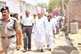 Parliamentary Committee members in Mirchpur
