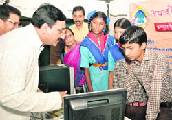 Chief Minister Ramesh Pokhriyal Nishank inaugurates a software prepared for the Sapno Ki Udaan programme in Dehradun on Wednesday.