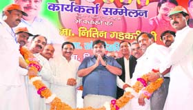 BJP national president Nitin Gadkari with Chief Minister Ramesh Pokhriyal Nishank at BJP workers convention in Haridwar on Friday.