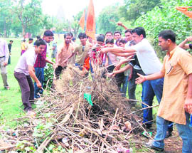 ABVP activists carry out a cleanliness drive at Rishikul Vidyapeeth Sanskrit College in Haridwar on Saturday.