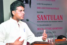 Ludhiana MP Manish Tewari takes part in a discussion on sex-selective abortions at the launch of Santulan by the DJJS in Ludhiana on Sunday.