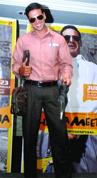 Actor Akshay Kumar at a press conference to promote his forthcoming film Khatta Meetha'in New Delhi on Friday.