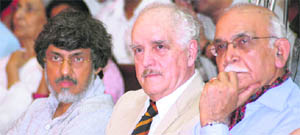 (L-R) Diwan Manna, professor Bulent Atalay and Dr BN Goswamy at the Government Museum-10