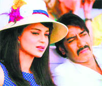 Kangna Ranaut and Ajay Devgan in Once Upon A Time In Mumbai 