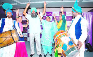 Kulwant Singh with wife Gurbax Kaur