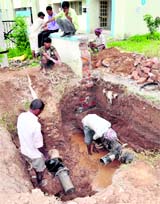 The municipal corporation commenced work on connecting a water pipeline to the Air Force station society at Sector 31-B in Chandigarh on Thursday.