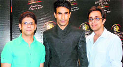 L-R Rahul, model Asif & Gunjan