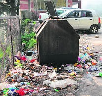 Municipal waste lies unattended in different parts of Dalhousie town