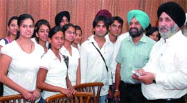 Dr Daljit Singh Cheema, political adviser to Punjab CM, interacts with students at Punjab Press Club in Jalandhar. 
