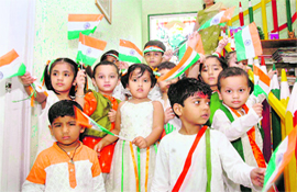 Students of Wonderyear School celebrate Independence Day in Dehradun