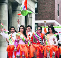 Bollywood actor Preity Zinta and Prime Minister of Trinidad and Tobago Kamla Persad-Bissessa at the India Independence Day parade in New York on Sunday.