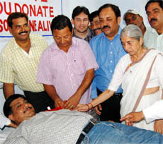 Health Minister Laxmi Kanta Chawla at a blood donation camp in Amritsar on Tuesday.
