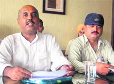 President of the Samata Party, Uttarakhand, Anurag Kumar, addresses mediapersons in Dehradun on Thursday.