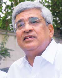 CPM General Secretary Prakash Karat addresses mediapersons in Srinagar
