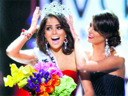 Miss Mexico Jimena Navarrete is crowned Miss Universe in Las Vegas on Monday