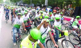 Cyclists participate in the Commonwealth Games cycling test event