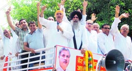 Members of the All-India Jat Reservation Committee during the launch of the rath yatra in Amritsar on Sunday.