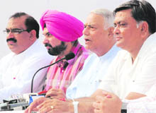 (R-L) Industries Minister Manoranjan Kalia, BJP in charge of Punjab affairs Yashwant Sinha, Amritsar MP Navjot Sidhu and Punjab BJP president Ashwani Sharma at a press conference in Chandigarh on Monday.