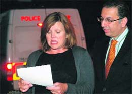Elizabeth Robertson, lawyer representing Pakistani bowlers reads a statement after the questioning of the players by the British police as part of the allegations of match fixing