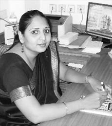 Gurvinder Kaur is working as a Guest Relation Executive in Jalandhars Maya Hotel 