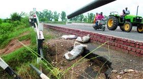 The damaged road in Nawanshahr.