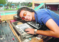 Dj Nakul