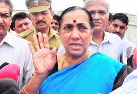 Uttarakhand Governor Margaret Alva visits a relief camp in Haridwar