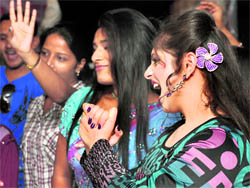 Girls perform dance during freshers’-cum-farewell party organised by Pinnacle Institute of Fashion Technology