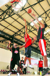 Players of the SCD College for Men and Jalandhar Hoopers in action during the Mahindra NBA Challenge Basketball League in Ludhiana
