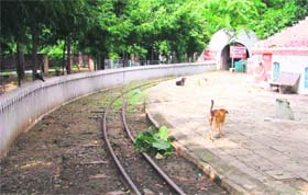 The broken railway track at Rakh Bagh