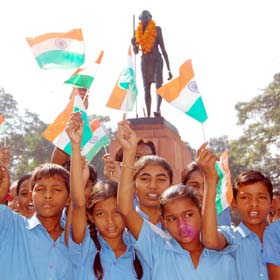 Kids remember Bapu on Gandhi Jayanti in Amritsar