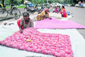 With nights becoming cooler, quilt-making women are back to work in Chandigarh