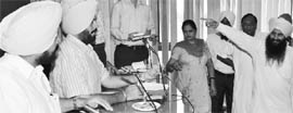 Councillors argue with MC president during a meeting at MC Bhawan in Sector 69, Mohali, on Wednesday