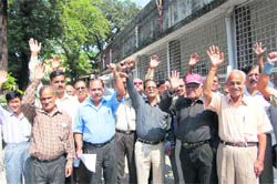 Ex-servicemen hold a demonstration in Dehradun