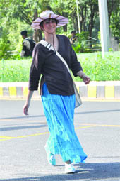 :A foreigner outside the Jawaharlal Nehru Stadium in New Delhi.Tribune photo:Mukesh Aggarwal